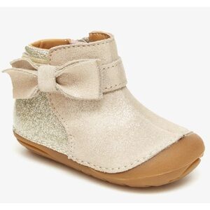 Size 3 Wide Baby Stride Rite Sparkly Cream Baby Shoes with Bow